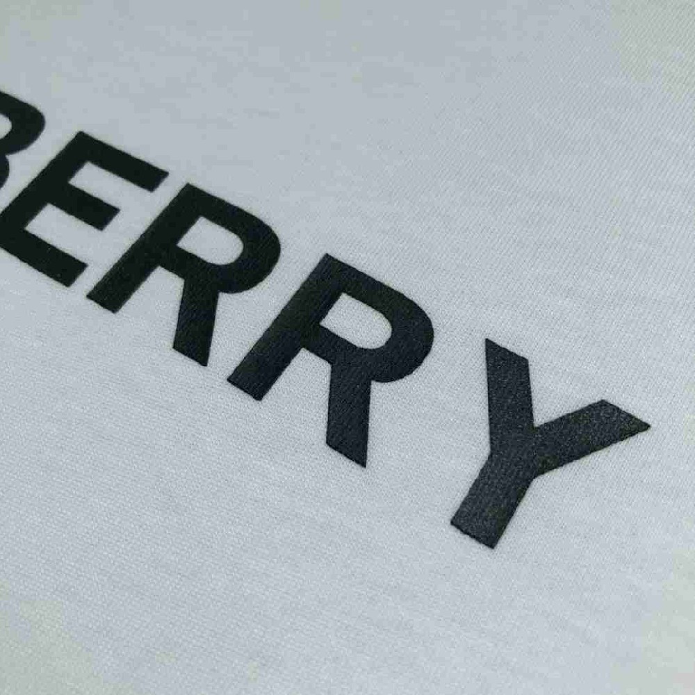 Burberry T-shirt BUY0019