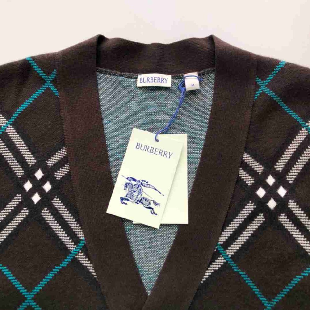 Burberry   Tops BUY0237