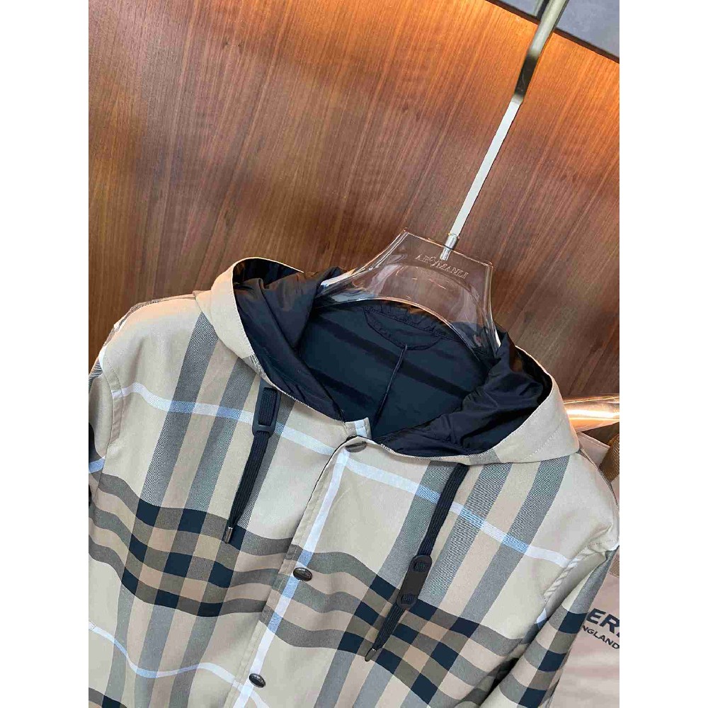 Burberry   Tops BUY0249