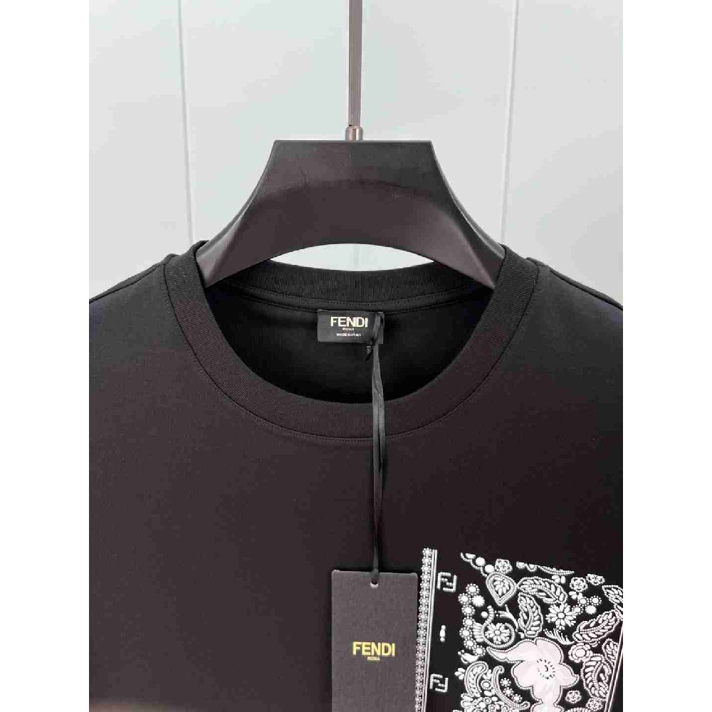 Fendi T Shirt FEY0138