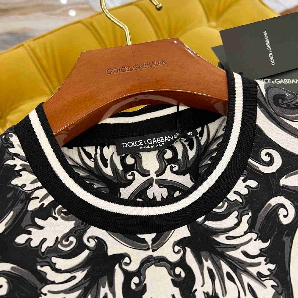 DOLOE & GABBANA T Shirt DGY0006