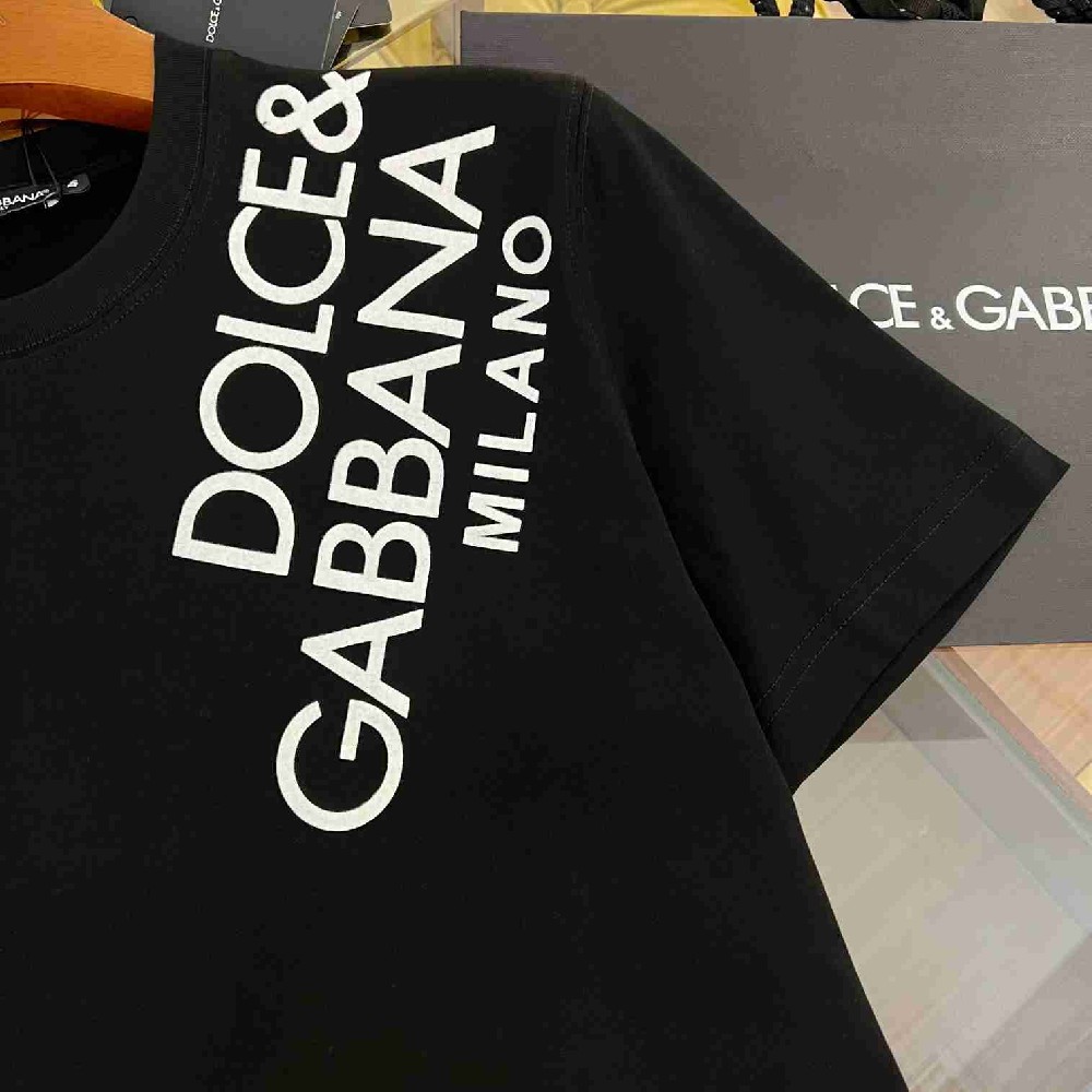 DOLOE & GABBANA T Shirt DGY0017