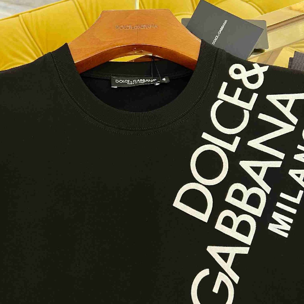 DOLOE & GABBANA T Shirt DGY0017