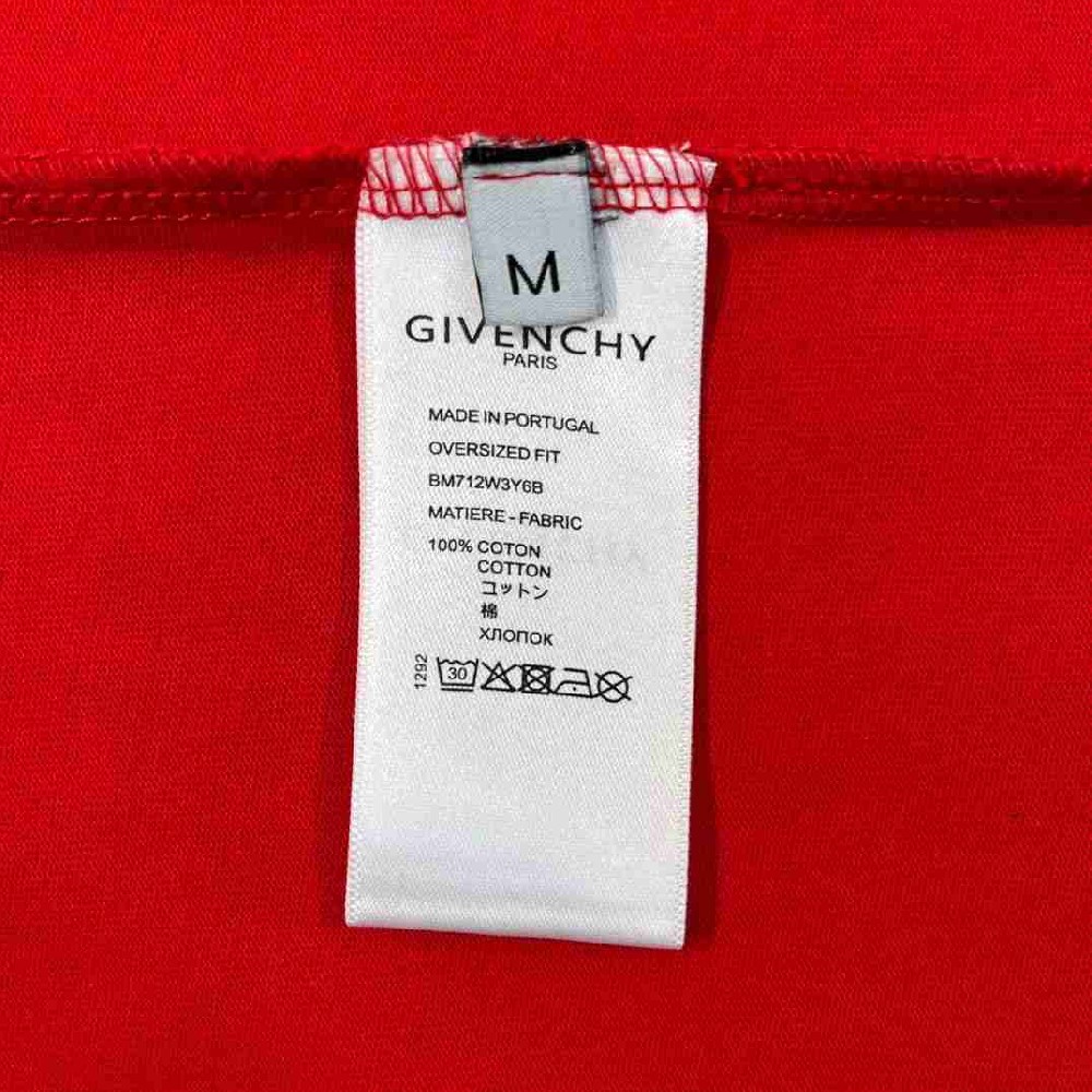 Givenchy T-shirt GVY0002