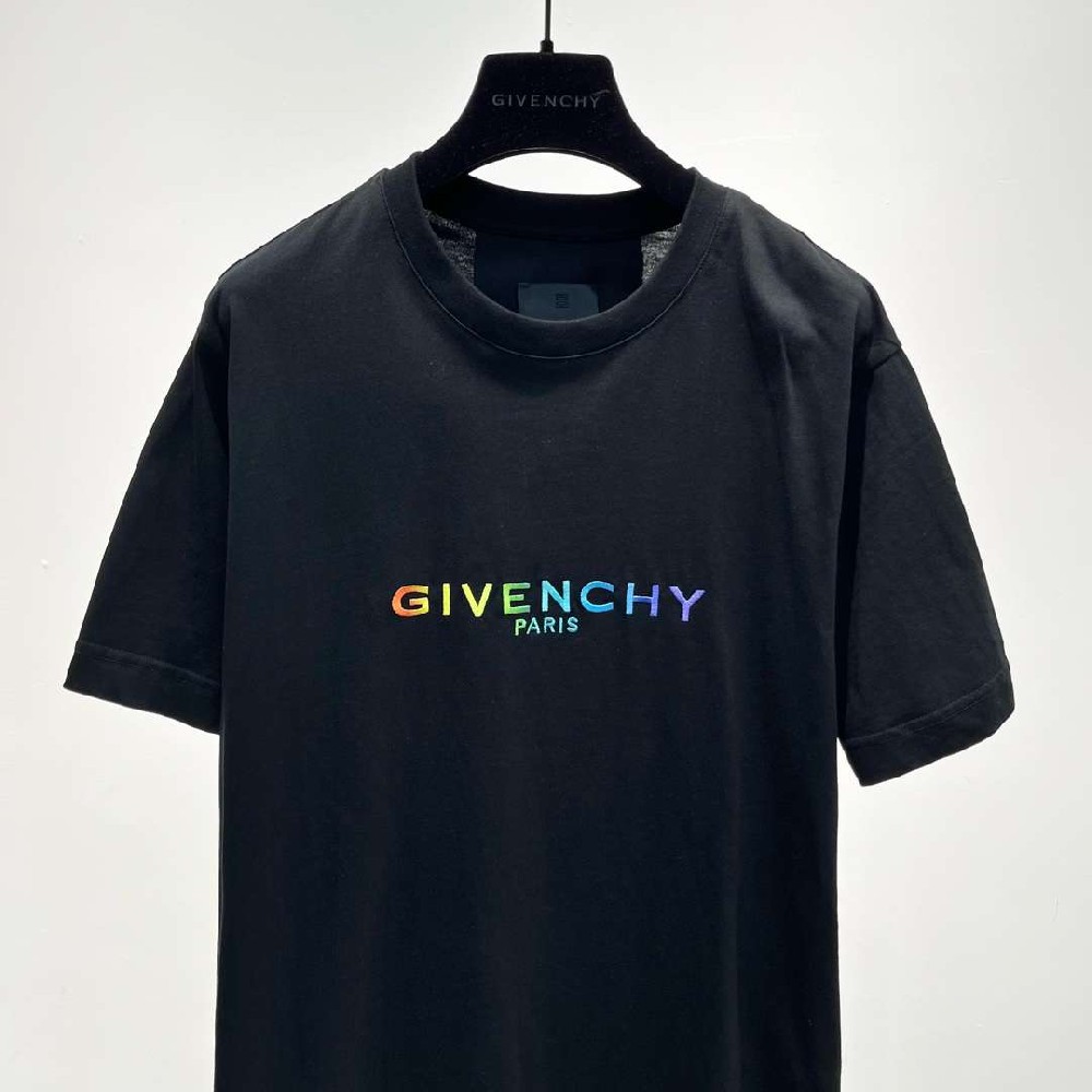 Givenchy T-shirt GVY0005