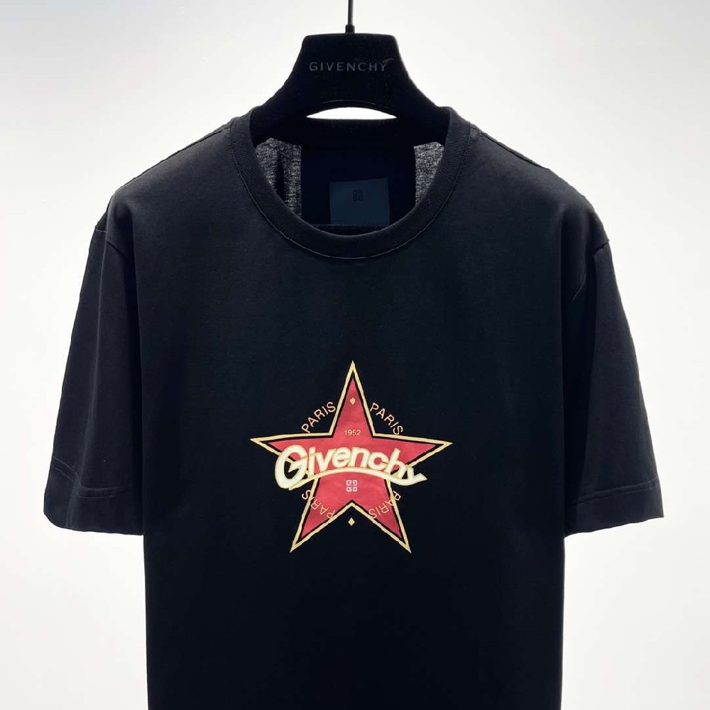 Givenchy T-shirt GVY0013