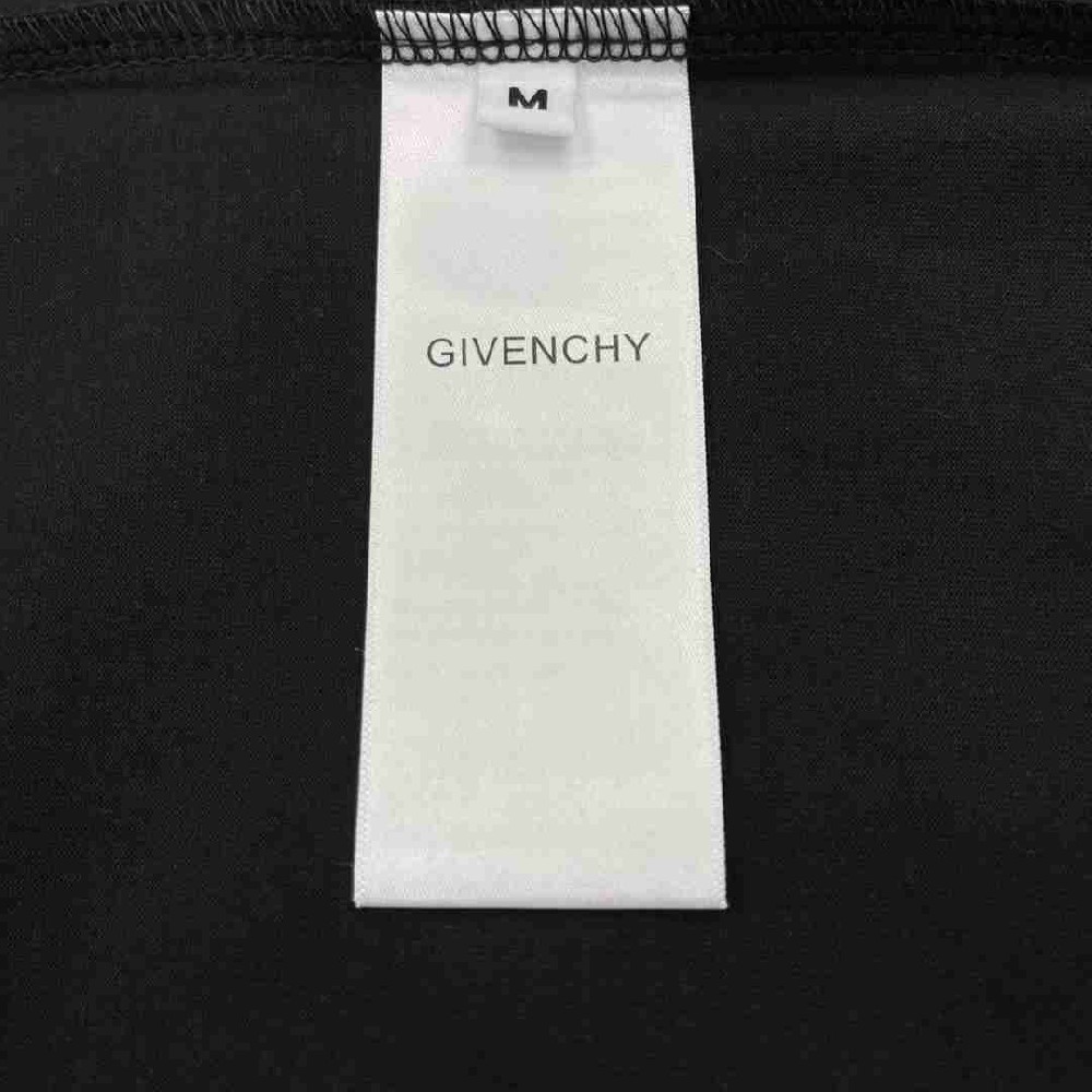 Givenchy T-shirt GVY0015