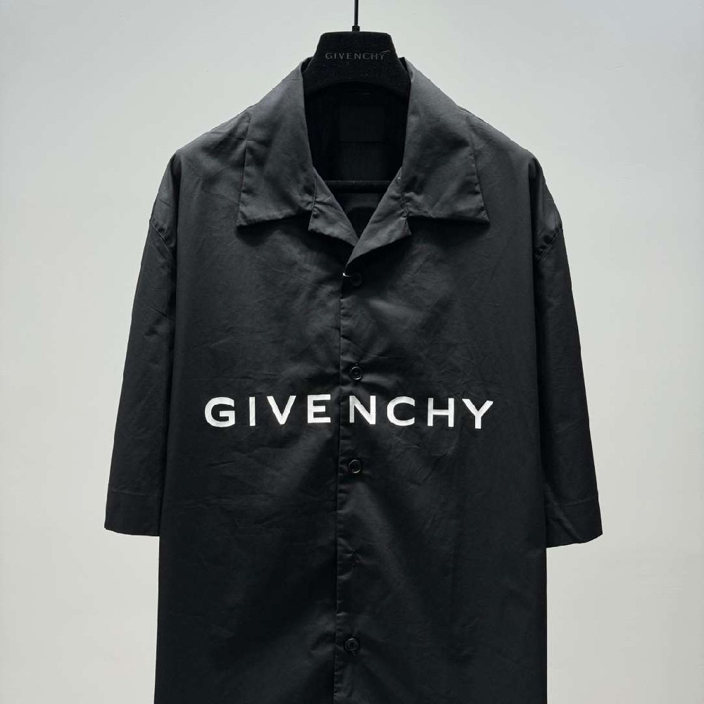 Givenchy T-shirt GVY0064