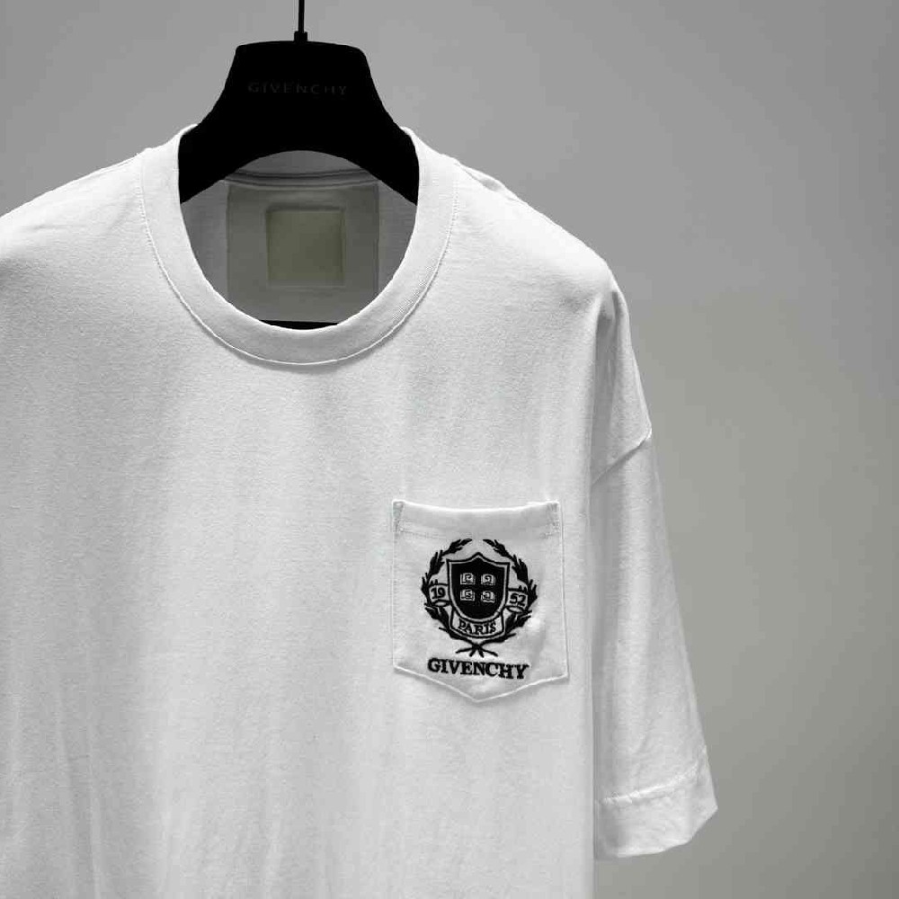 Givenchy T-shirt GVY0065