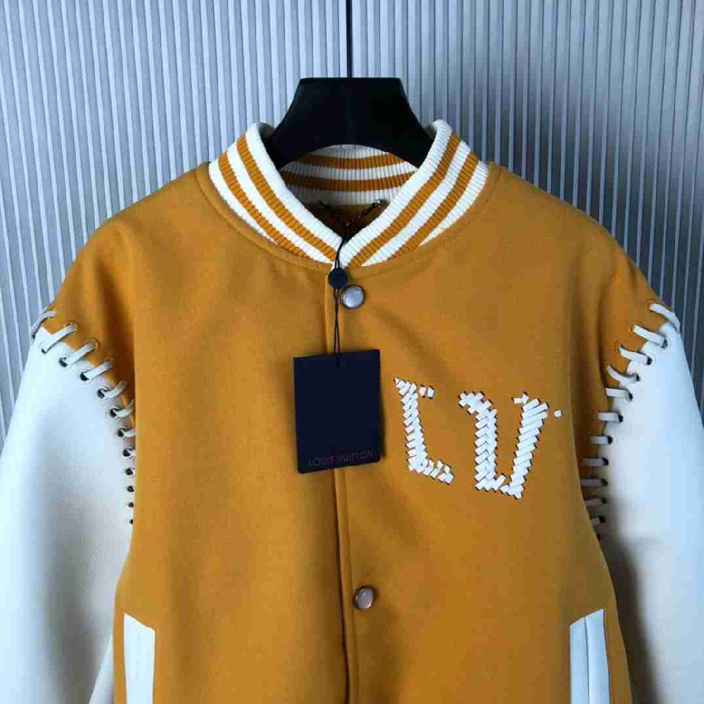 Louis Vuitton Tops LVY0424