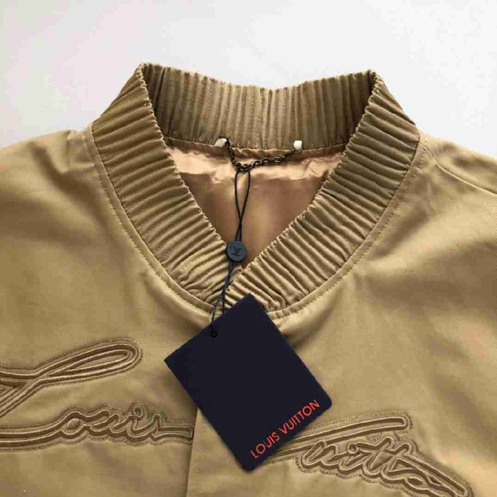 Louis Vuitton Tops LVY0425