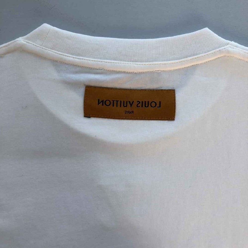 Louis Vuitton Tops LVY0432