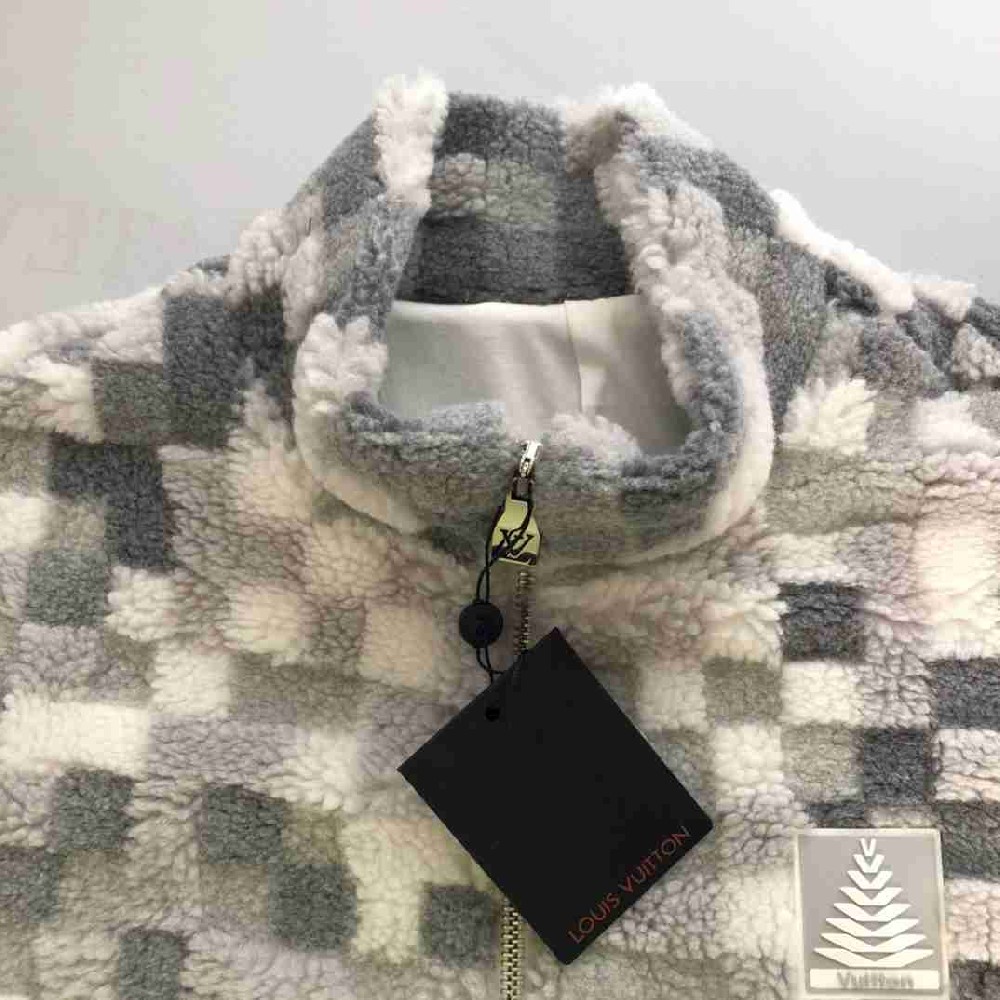 Louis Vuitton Tops LVY0460