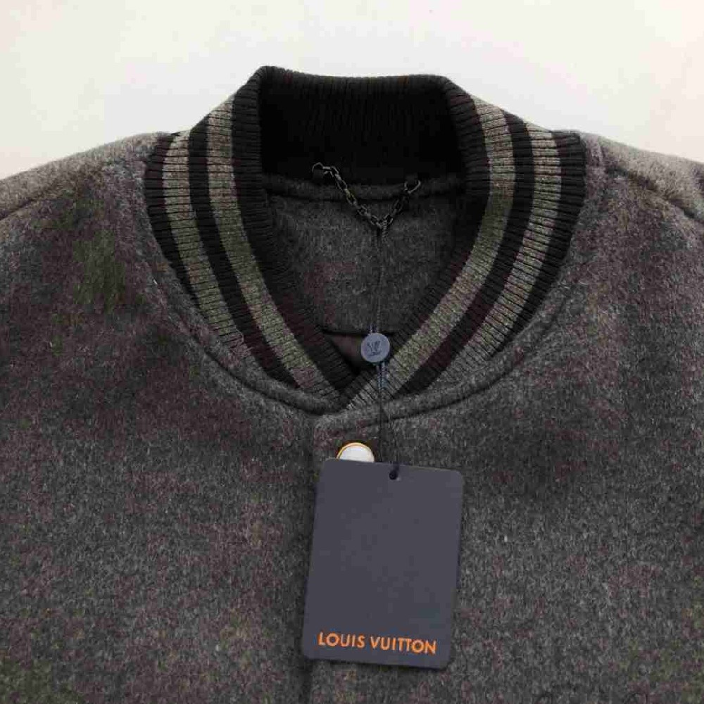 Louis Vuitton Tops LVY0471