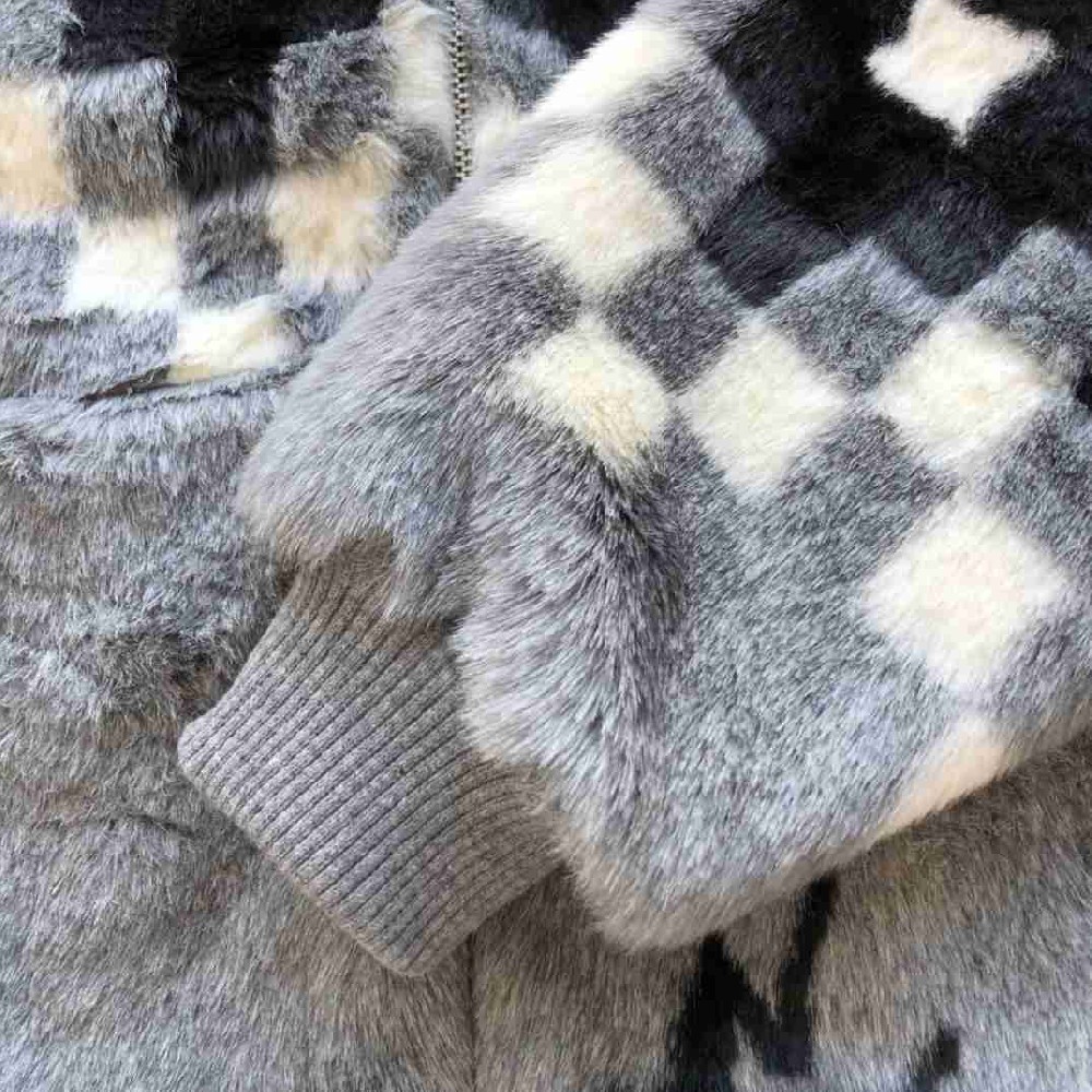 Louis Vuitton Tops LVY0479