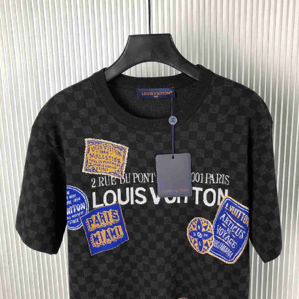 Louis  Vuitton T Shirt LVY0557