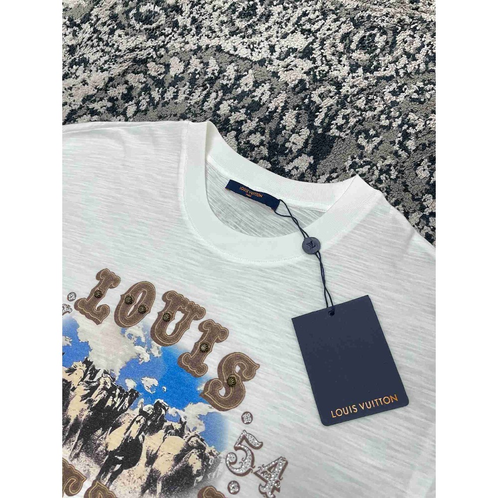 Louis Vuitton T shirt LVY0566
