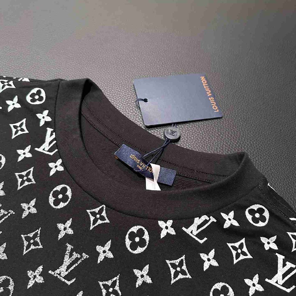 Louis  Vuitton T Shirt LVY0589
