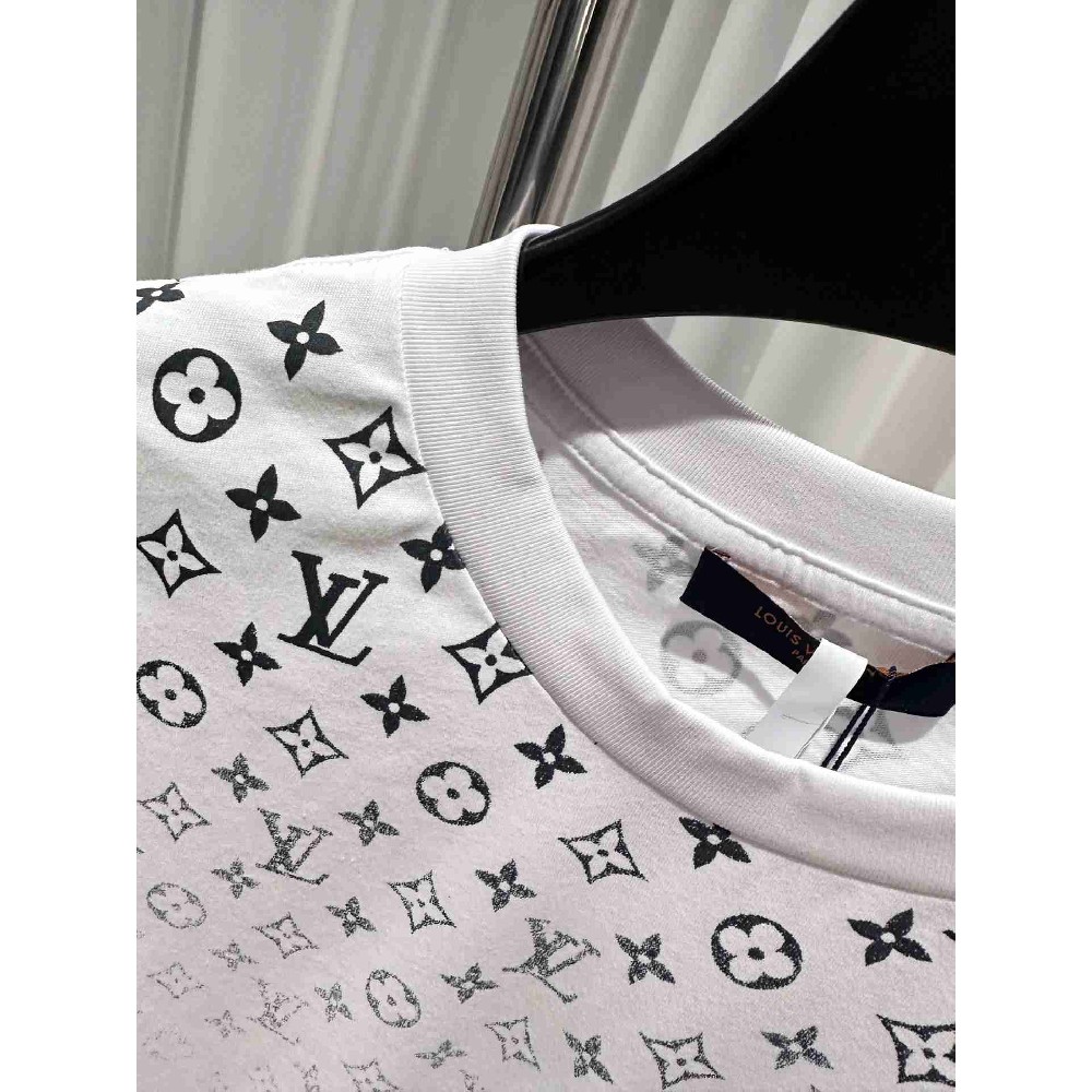 Louis  Vuitton T Shirt LVY0590