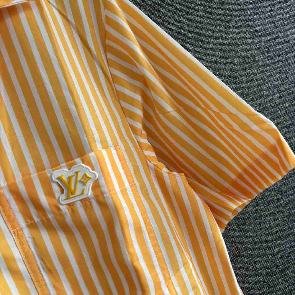 Louis  Vuitton T Shirt LVY0599