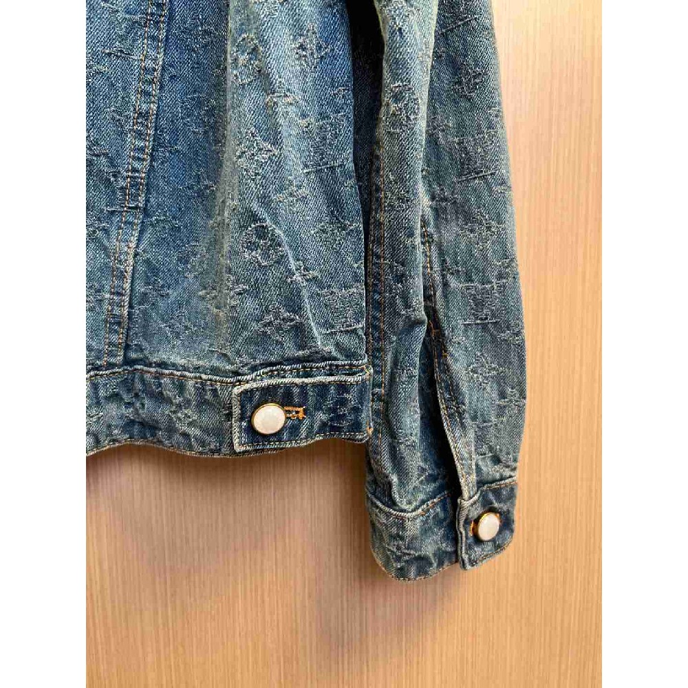 Louis Vuitton Tops LVY0618