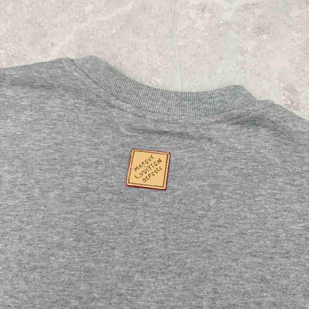 Louis Vuitton Tops LVY0628