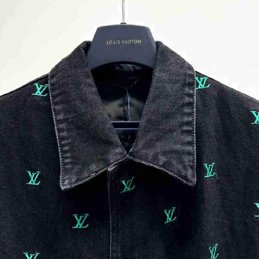 Louis Vuitton Tops LVY0632