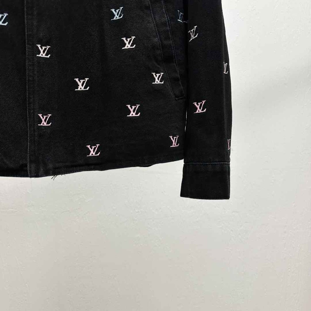 Louis Vuitton Tops LVY0632