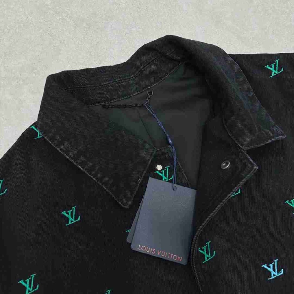 Louis Vuitton Tops LVY0632