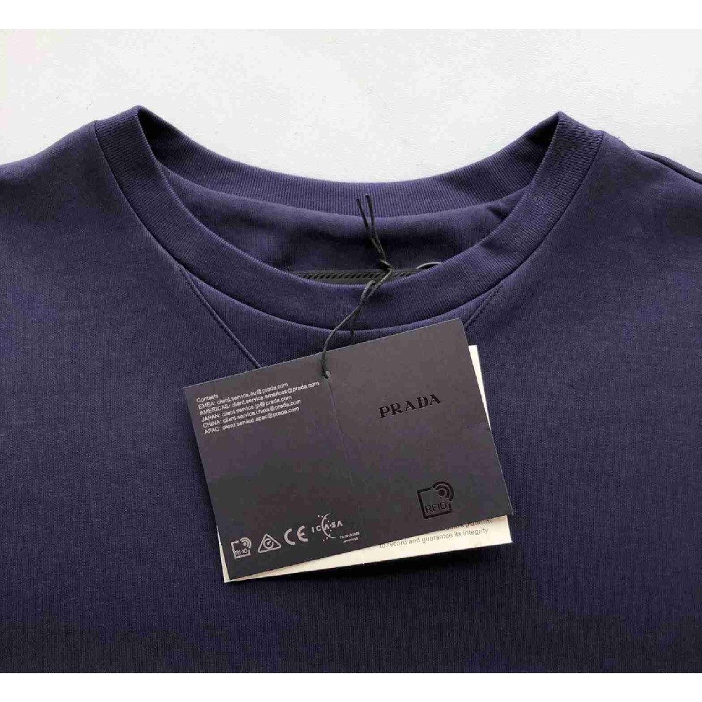 Prada  T Shirt PAY0235
