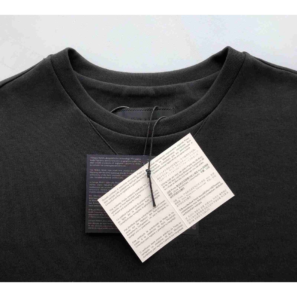 Prada  T Shirt PAY0237