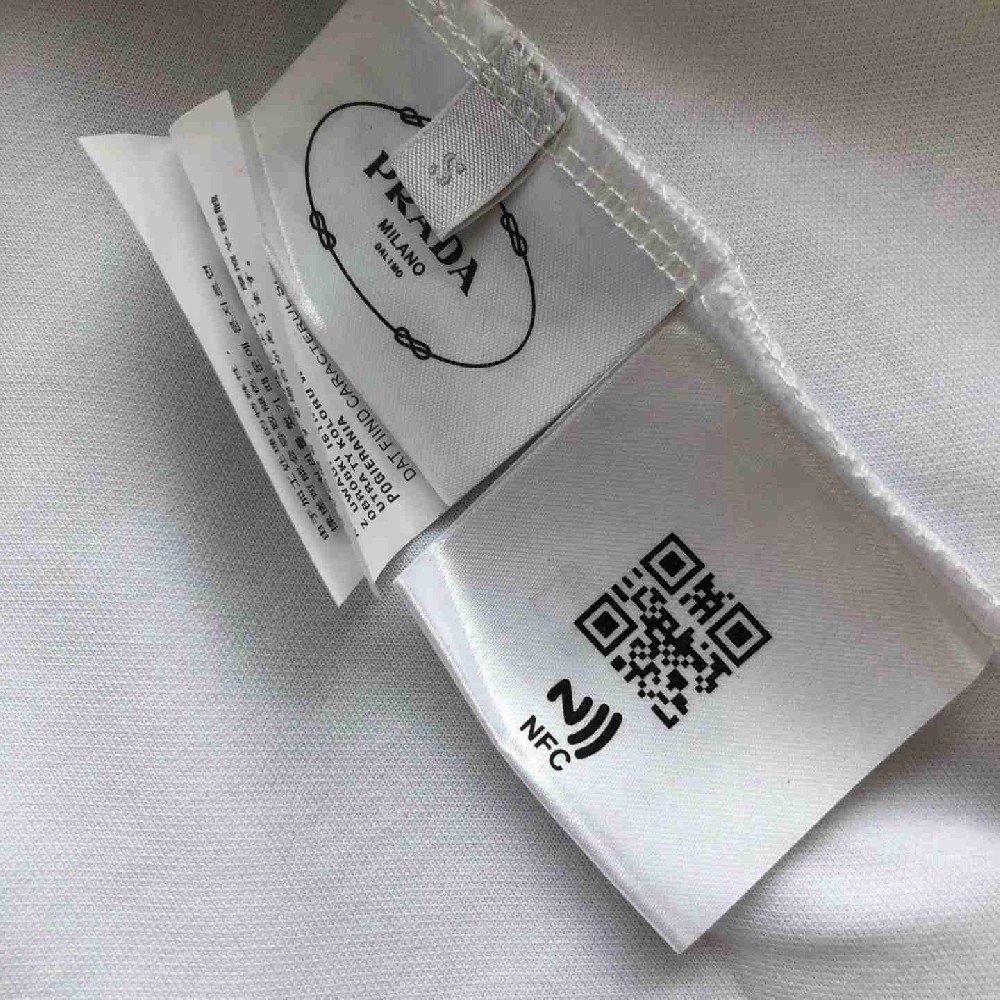 Prada  T Shirt PAY0241