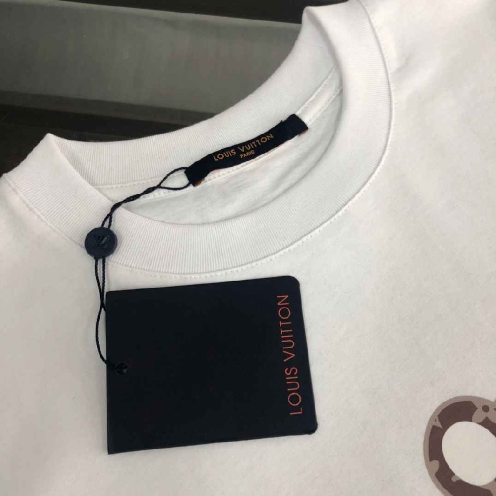 Louis Vuitton T-shirt (sale) TJY0020