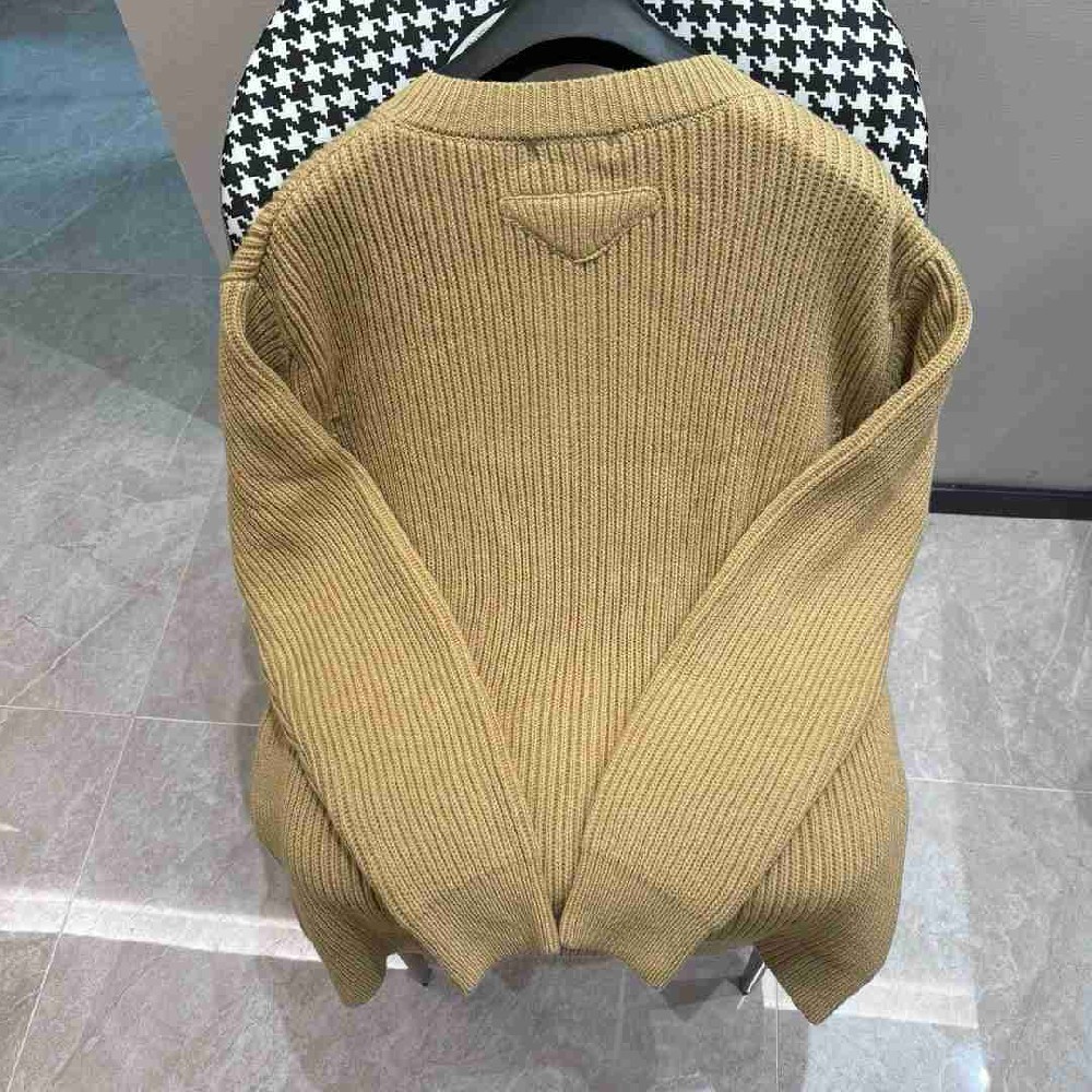 Prada   Tops (sale) TJY0184