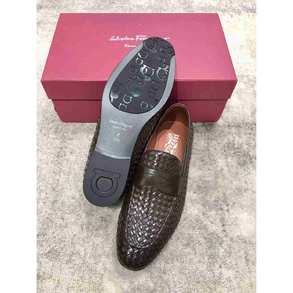 Salvatore Ferragamo SF0025