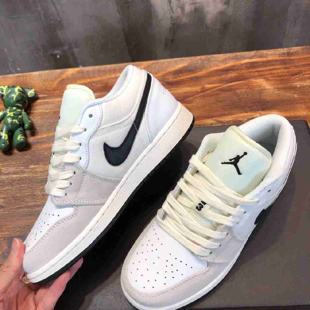 ‌Air Jordan AJ0113