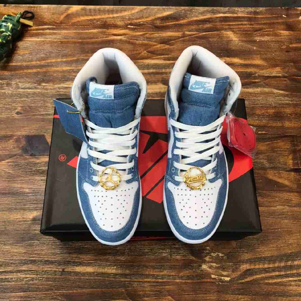 ‌Air Jordan AJ0149