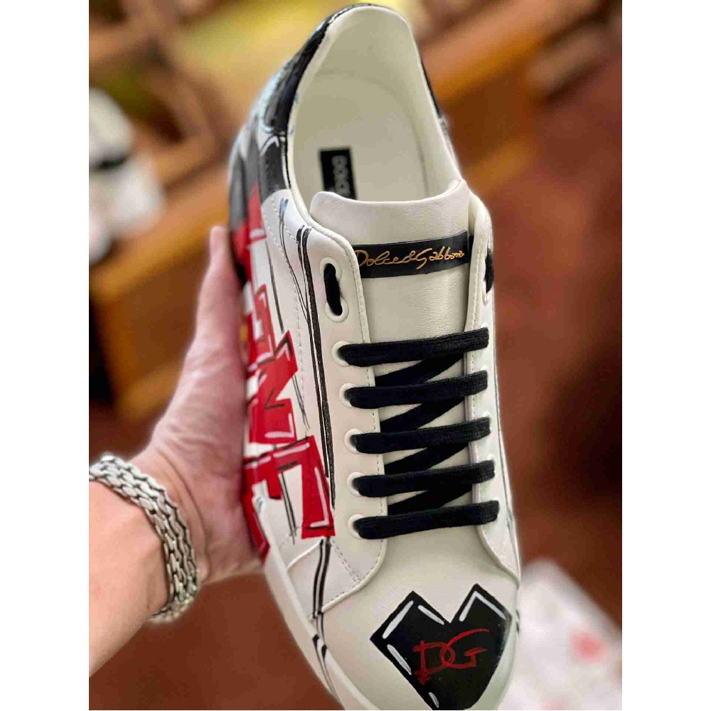 DOLOE&GABBANA DG0083