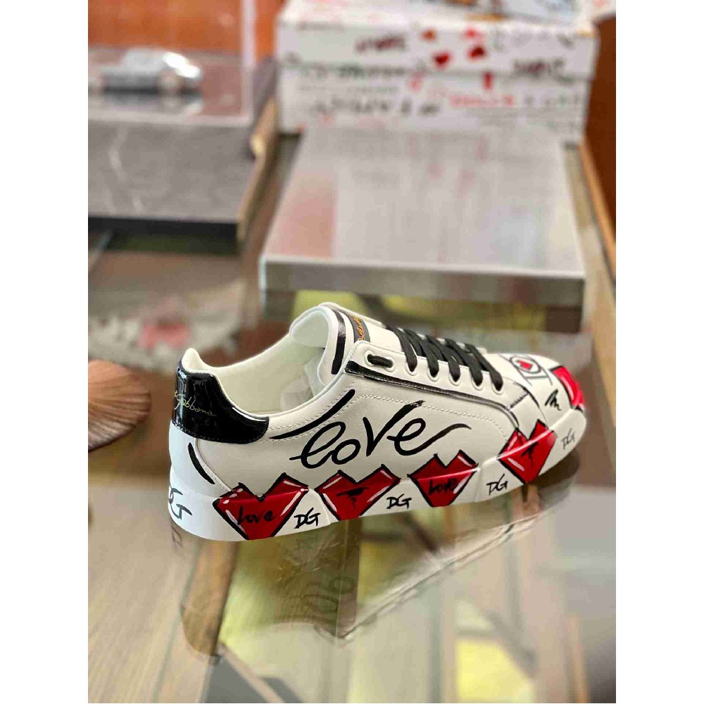 DOLOE&GABBANA DG0084