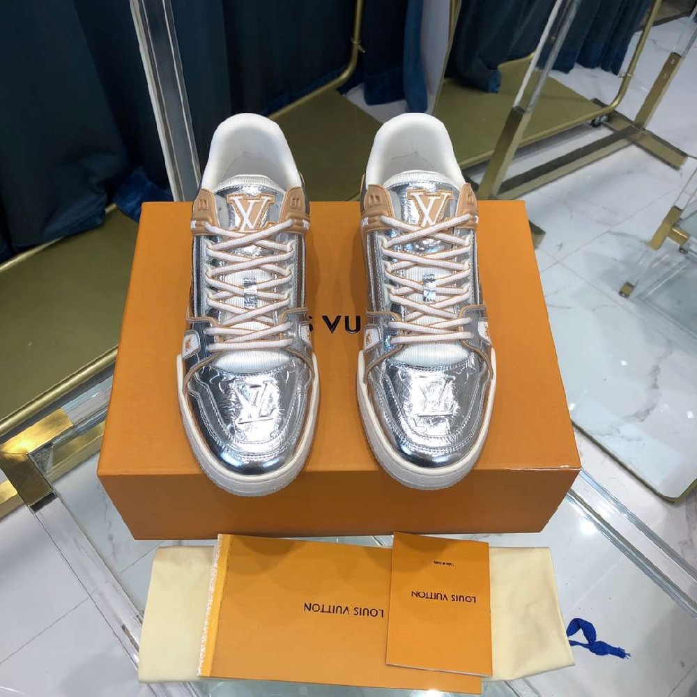 LV sneakers LU0178