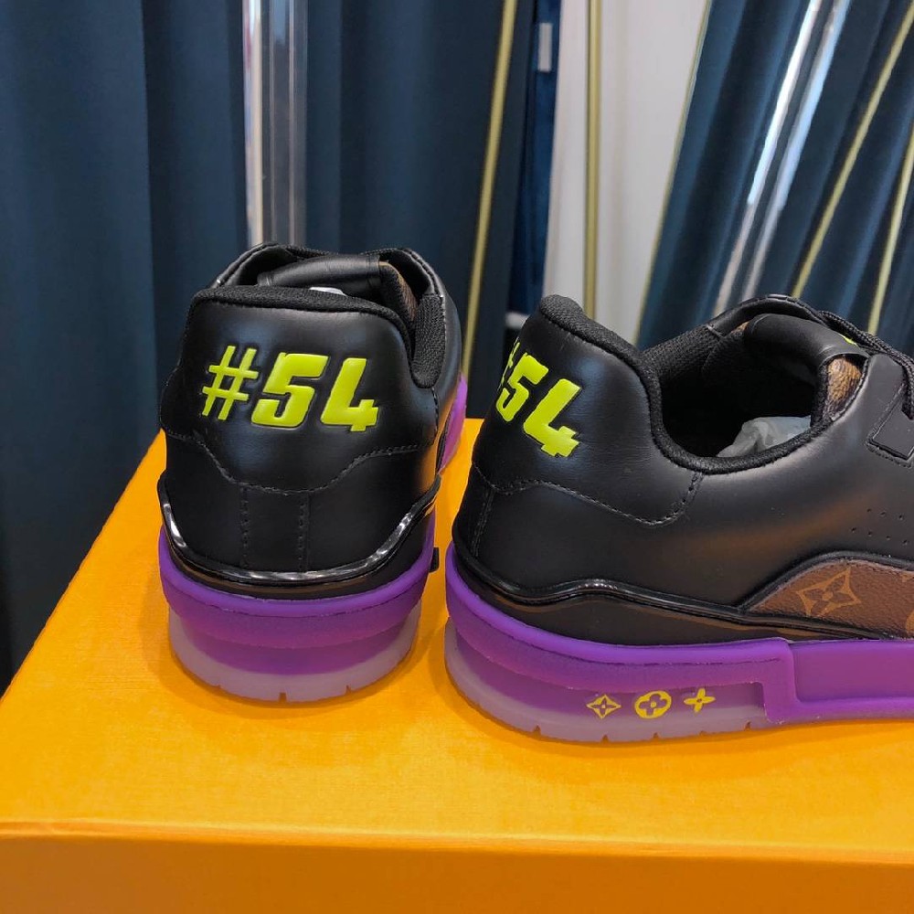 LV sneakers LU0184