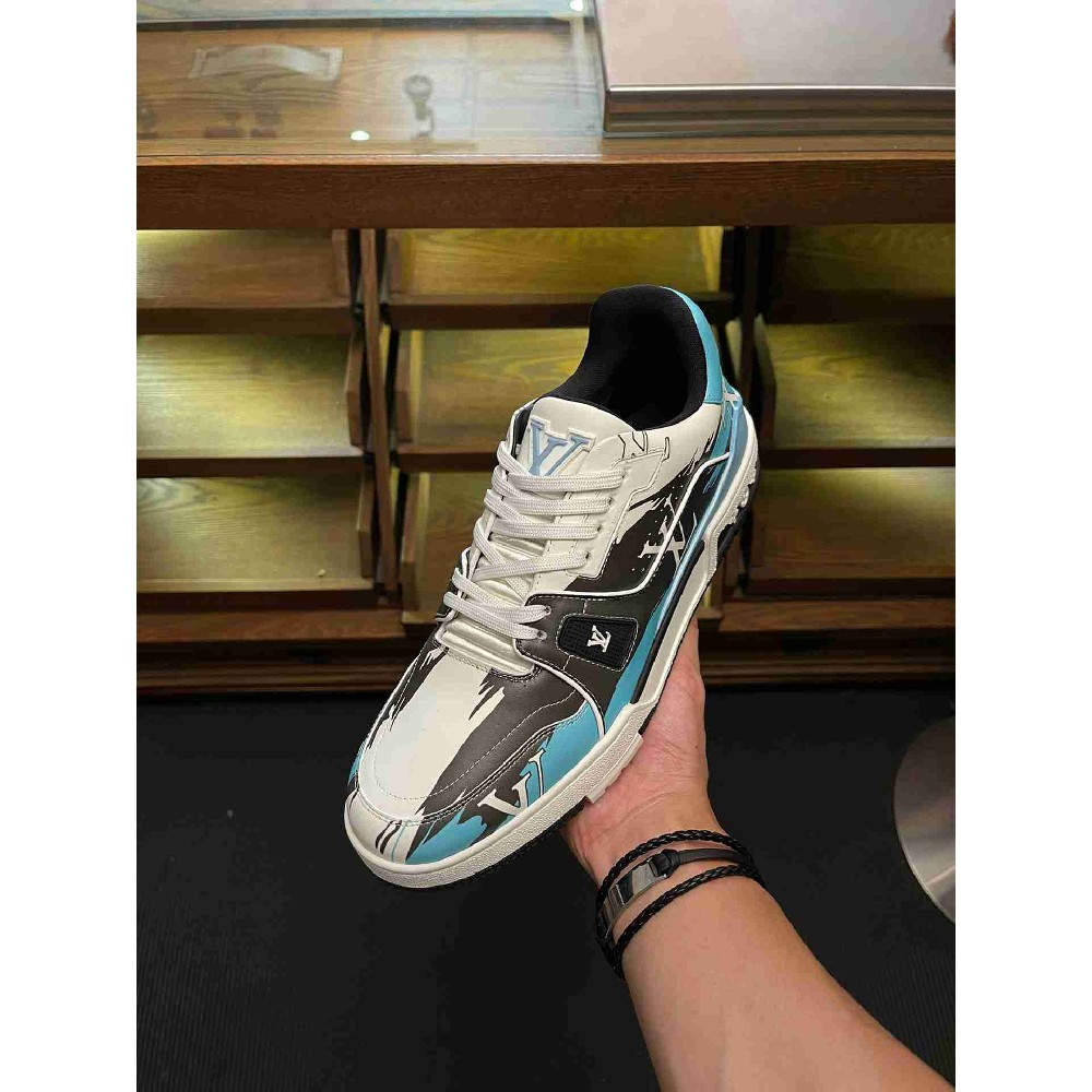 LV   sneakers LU0267