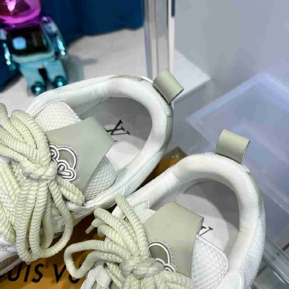 LV   sneakers LU0291