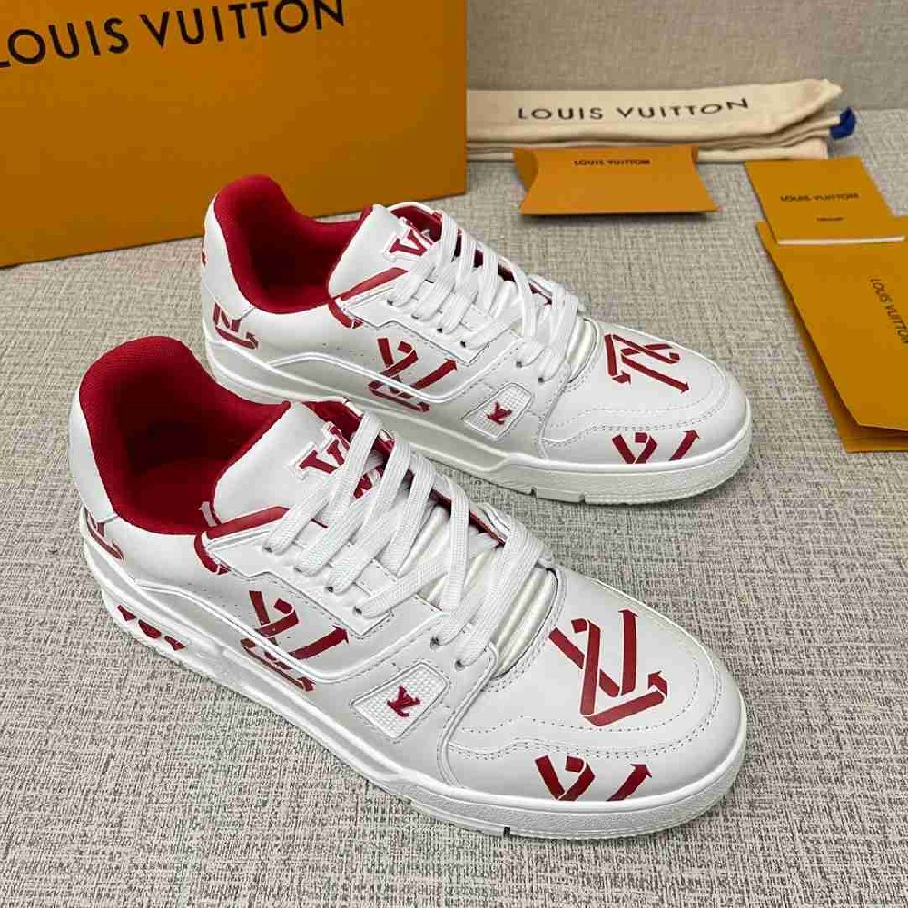 LV sneakers LU0293