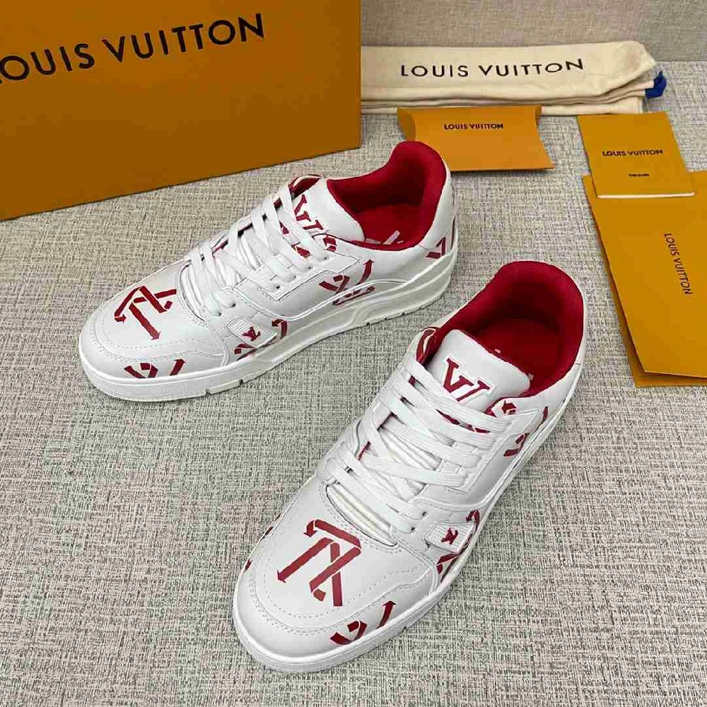 LV sneakers LU0293