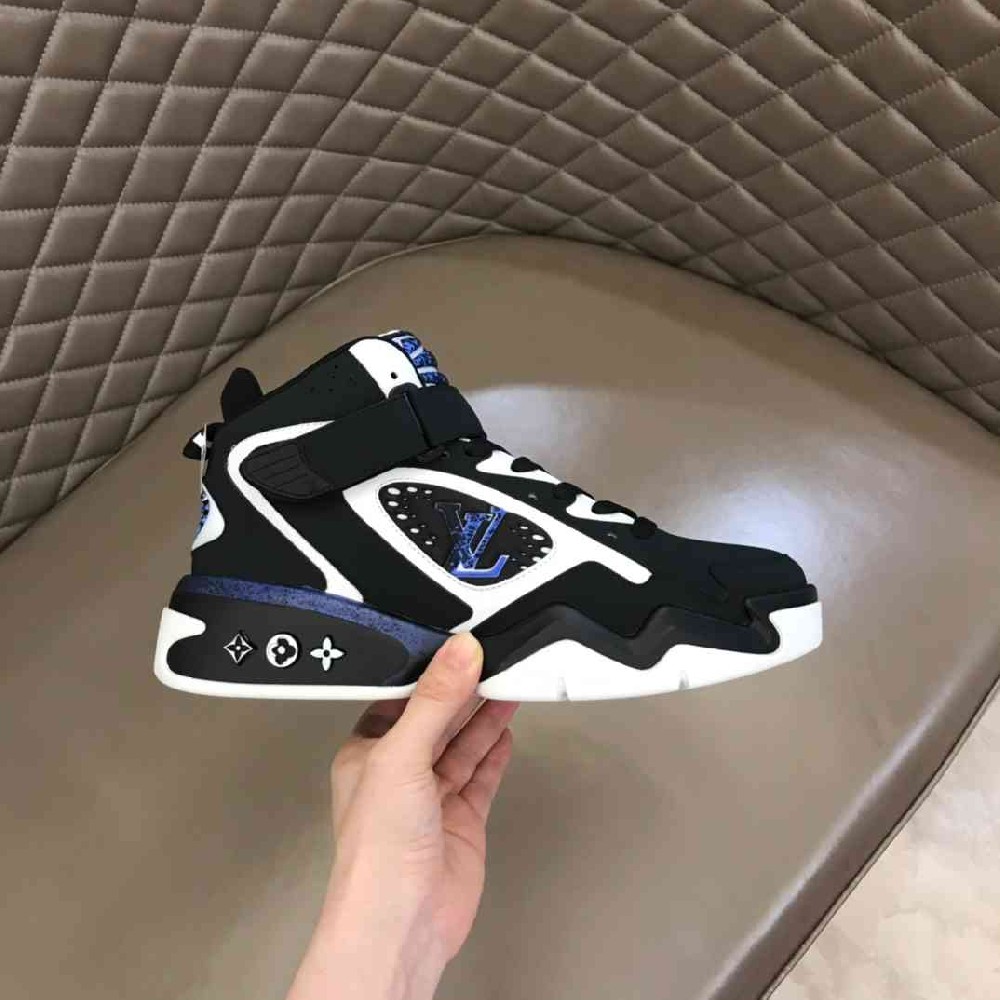 LV   sneakers LU0324