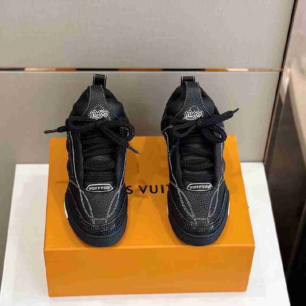 LV sneakers LU0351