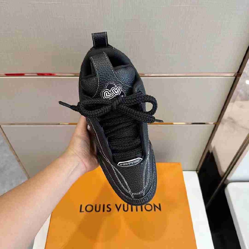 LV sneakers LU0351