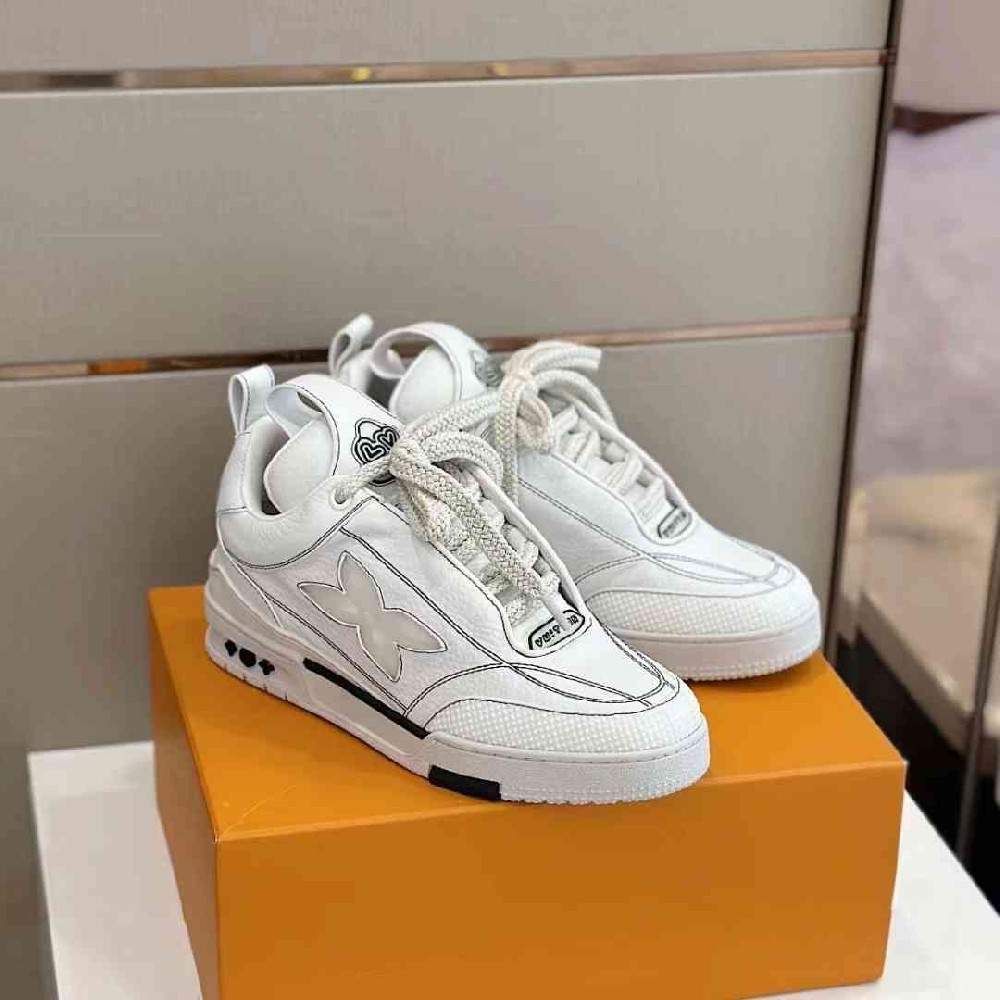LV sneakers LU0353