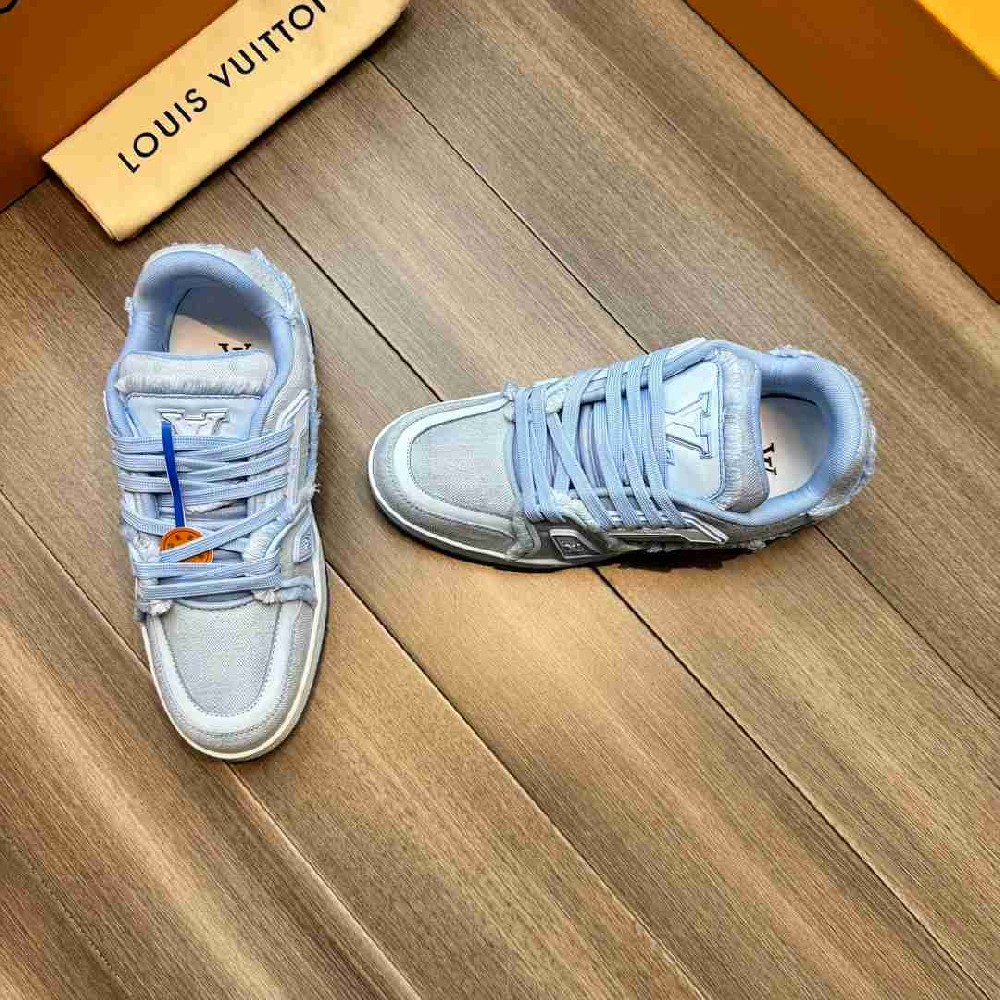 LV sneakers LU0364